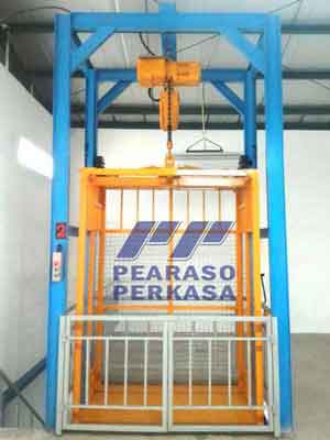 Konstruksi Kargo Lift Barang
