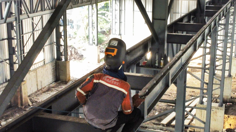 Struktur Konstruksi Runway Crane Pearaso Perkasa